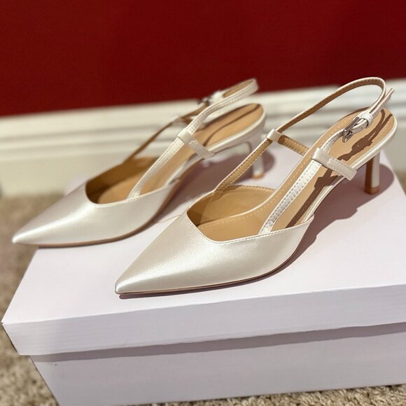 Bridal Shoes - Picture 3 of 8